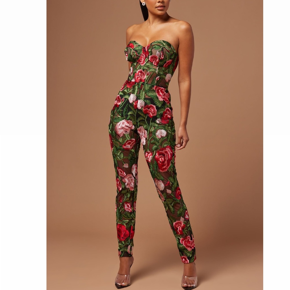 NWT Fashion Nova Ora Embroidered Jumpsuit Small